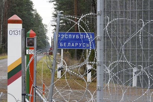 Колючая проволока в Литве