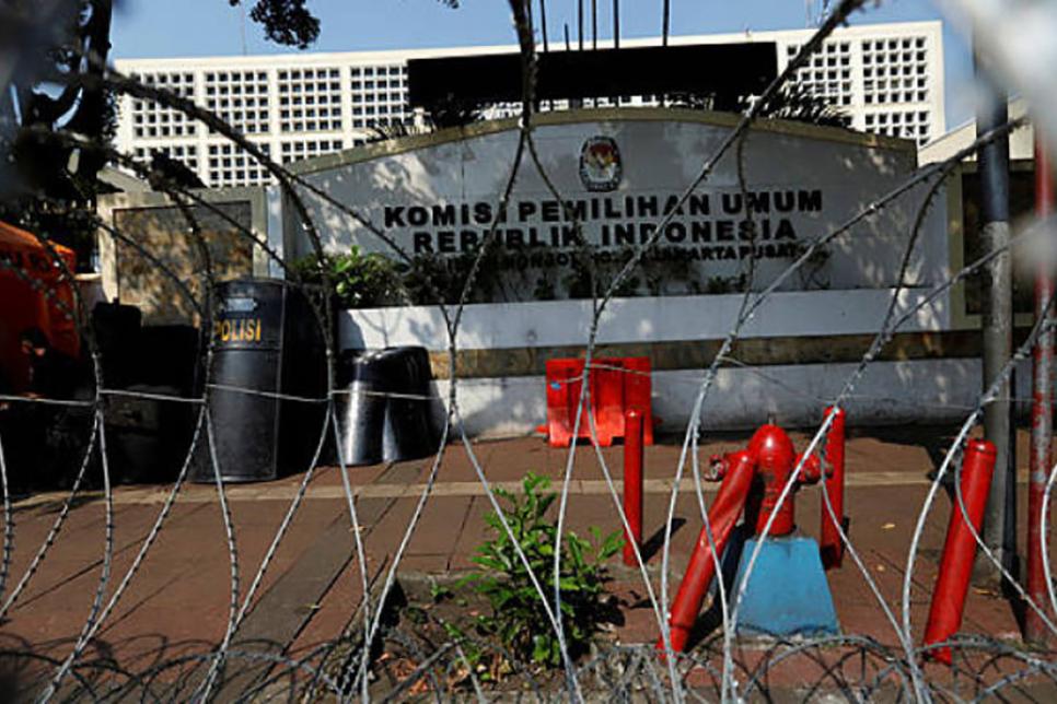 Колючая проволока в Индонезии